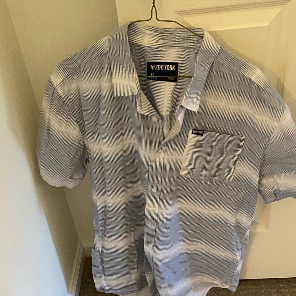 Zoo York Men's Casual Blue and White Shirt